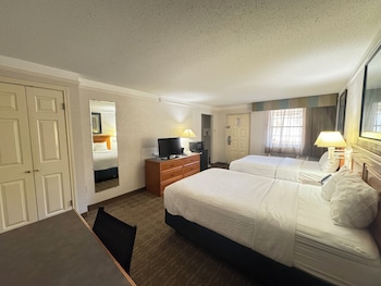 Standard Room, 2 Double Beds, Non Smoking