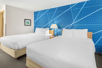 Standard Room, 2 Queen Beds, Non Smoking