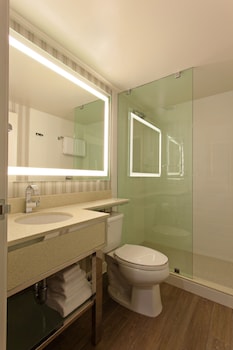 Superior Room, 1 King Bed (Premium King Bed)
