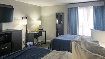 Deluxe Room, 2 Queen Beds, Non Smoking, Kitchen
