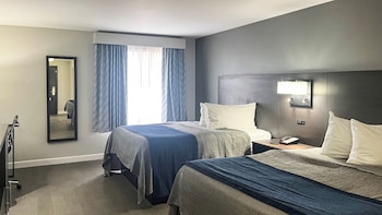 Deluxe Room, 2 Queen Beds, Non Smoking, Kitchen