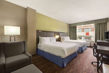 Superior Room, 2 Queen Beds, Accessible