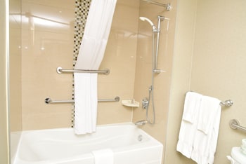 Superior Room, 2 Queen Beds, Accessible