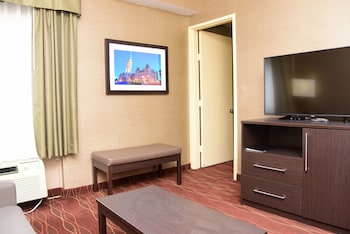 Executive Suite, 1 King Bed, Non Smoking
