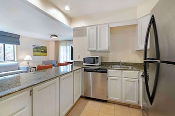 Suite, 2 Queen Beds, Non Smoking, Kitchen (Third bed is a Sofabed)