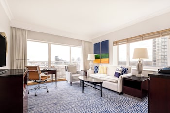Suite, River View Twin