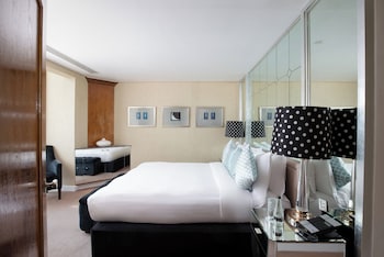 Abingdon & Kensington Penthouse Suite