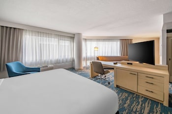 Studio Suite, 1 King Bed, Non Smoking