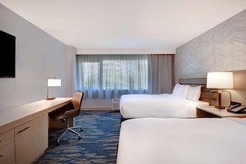 Room, 2 Queen Beds, Accessible (Hearing)