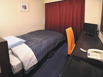 Economy Single Room, Smoking