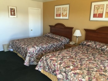 Standard Room, 2 Double Beds, Non Smoking
