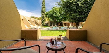 Camino Real Club Executive King Buffet Breakfast Included Adults Only