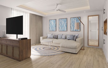 Preferred Club Master Suite Ocean Front King