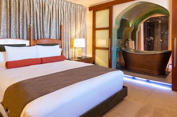 Suite, 1 King Bed