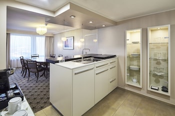 Sky Line Suite