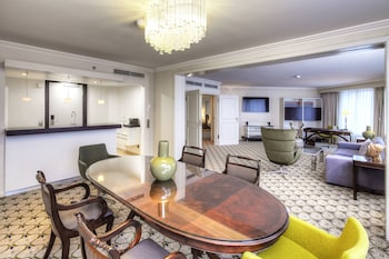 Sky Line Suite