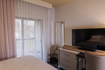 Suite, 1 Bedroom, River View