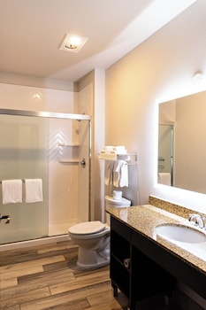 Standard Room, 1 King Bed