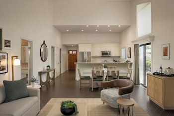 Premium Suite, Multiple Beds (Premium Oak Creek 2 Bedroom)
