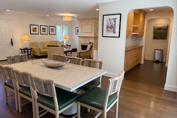 Premium Suite, Multiple Beds (Premium Mansion 3 Bedroom)