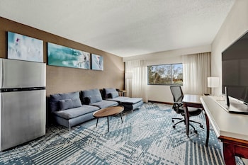 Junior Suite, 1 Bedroom, Courtyard View (Kitchenette)