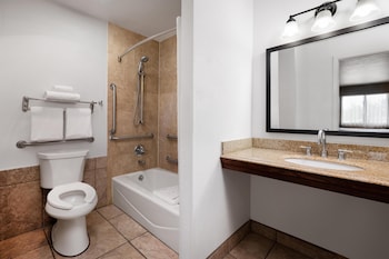 Standard Room, 2 Queen Beds, Accessible, Bathtub (NonSmoking)