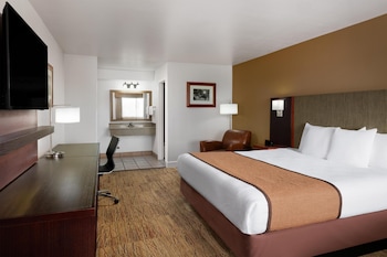 Standard Room, 1 King Bed, Non Smoking