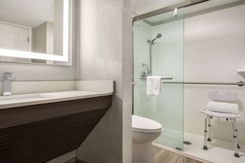 Room, 2 Double Beds, Non Smoking (Mobility/Hearing Accessible)