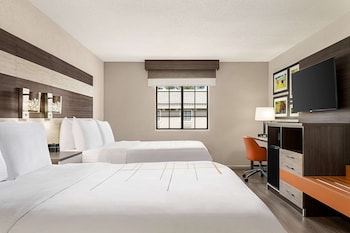 Room, 2 Queen Beds, Non Smoking