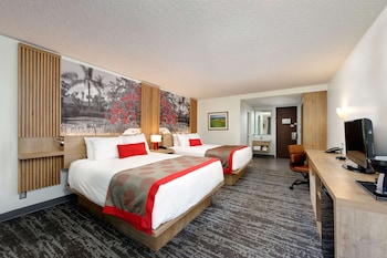 Superior Room, 2 Queen Beds, Non Smoking, Garden View