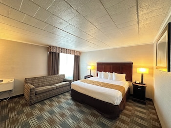 Suite, 1 King Bed and sofa bed, Non Smoking