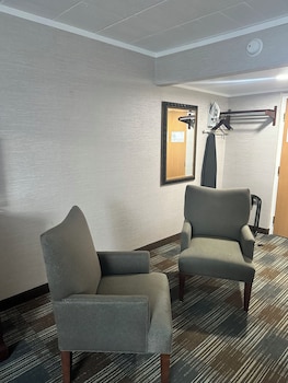Suite, 2 Queen beds and sofa bed, Non-Smoking