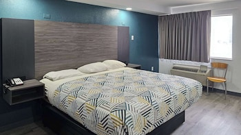 Standard Room, 1 King Bed, Non Smoking