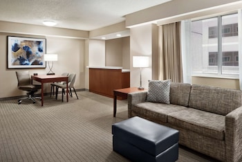 Executive Suite, 1 King Bed, Non Smoking