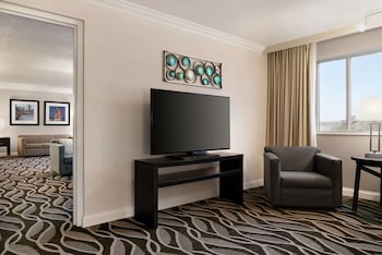 Presidential Suite, 1 King Bed, Non Smoking