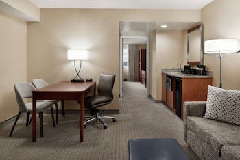 Suite, 2 Double Beds, Non Smoking