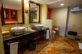 Master Suite Sea Front View Premium Level