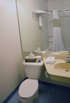 Room, 1 King Bed, Non Smoking (Pet-Friendly)