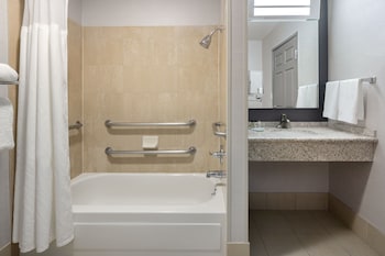 Suite, 1 Bedroom, Hearing Accessible (Accessible Bathtub)