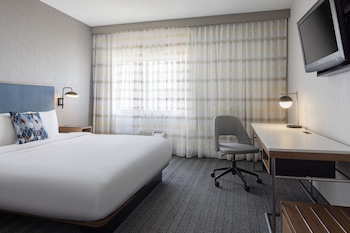 Suite, 1 Bedroom, Hearing Accessible (Accessible Bathtub)