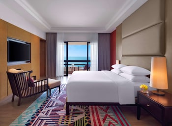 Standard Room, 1 King Bed, Sea View