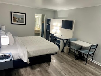 Standard Room, 1 King Bed, Non Smoking