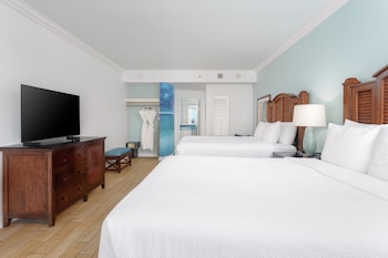 Room, 2 Queen Beds, Bay View (Without Balcony)