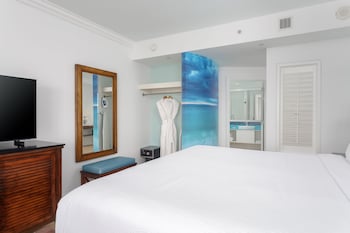 Room, 1 King Bed, Accessible, Bay View (Without Balcony)