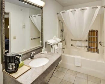 Suite, 1 King Bed, Non Smoking