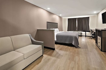 Suite, 1 King Bed, Non Smoking