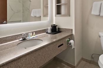 Suite, 2 Queen Beds, Non Smoking
