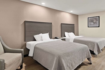 Standard Room, 2 Queen Beds, Non Smoking