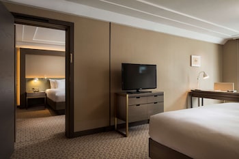 Family Connecting Room