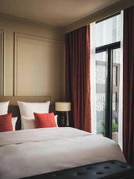 Luxury Room, 1 King Bed